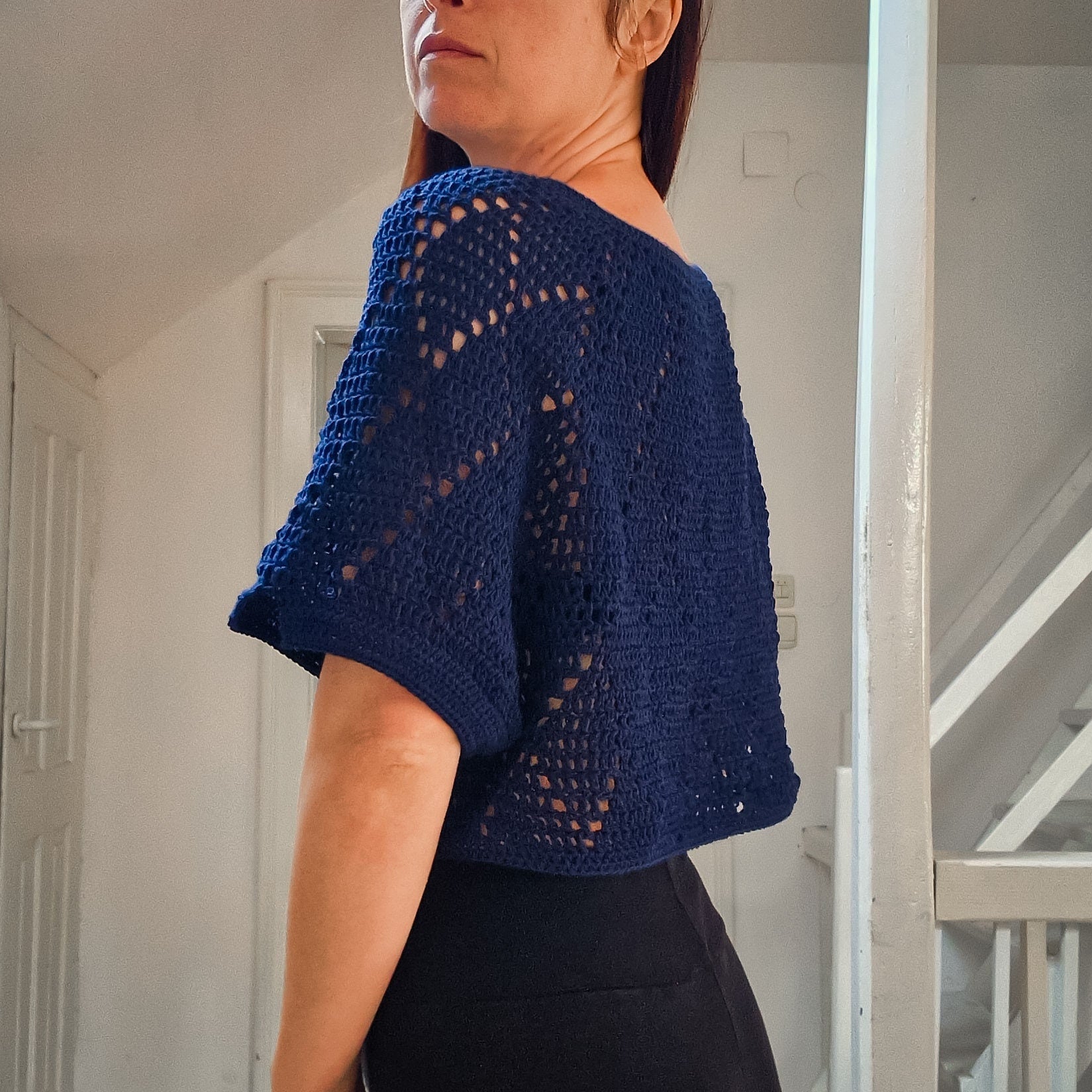 Diamond Breeze Cropped Top - Loops Only