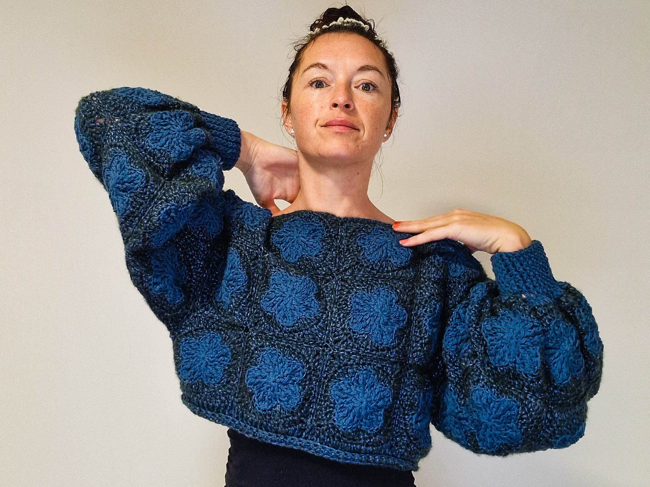 How to crochet the Flower Granny Square Sweater