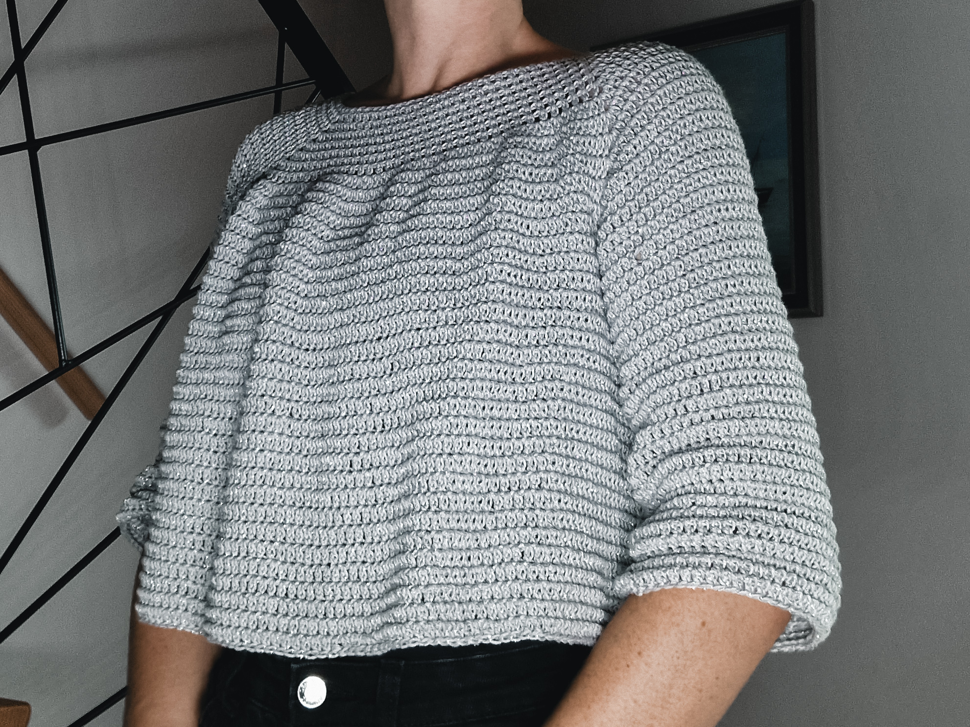 How to crochet Cropped Ruffle Raglan Sweater