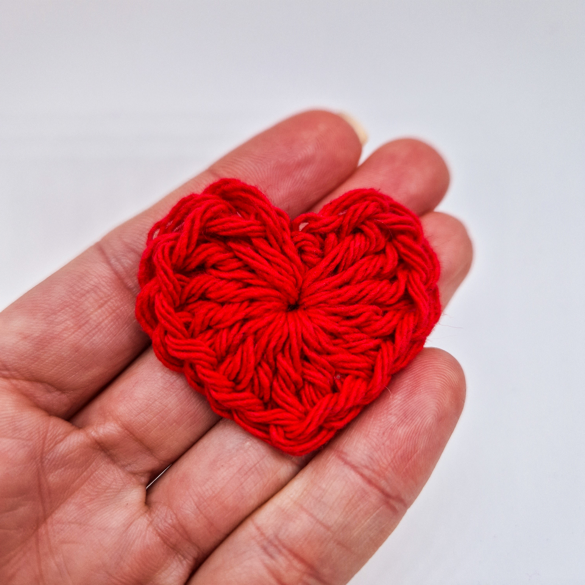 How to Crochet a Simple Heart